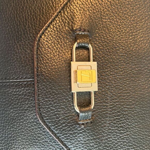 Tignanello Black Leather Pebbled Shoulder Bag Women’s Handbag - Picture 3 of 9